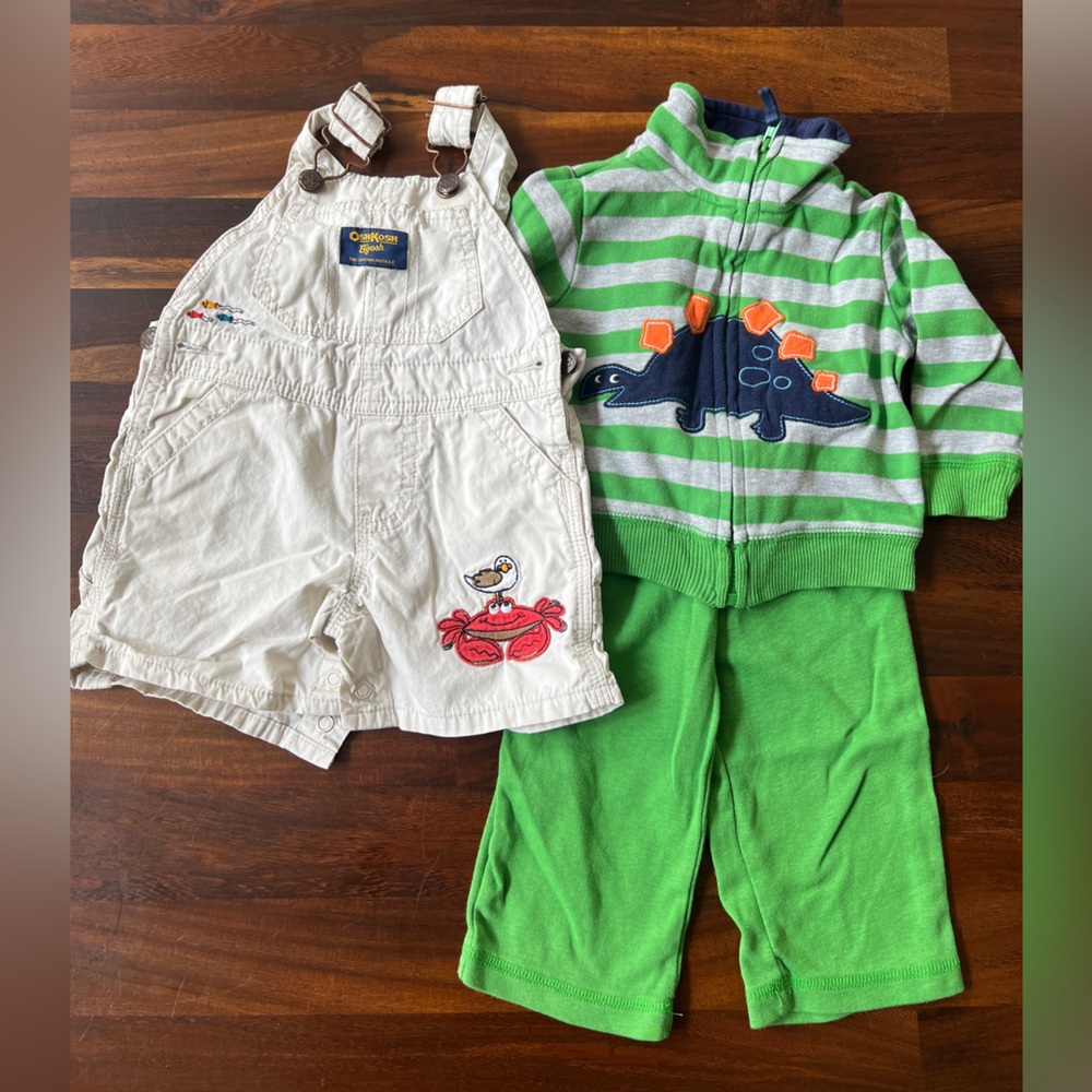 Bundle of 2 baby boy outfits - 6 months